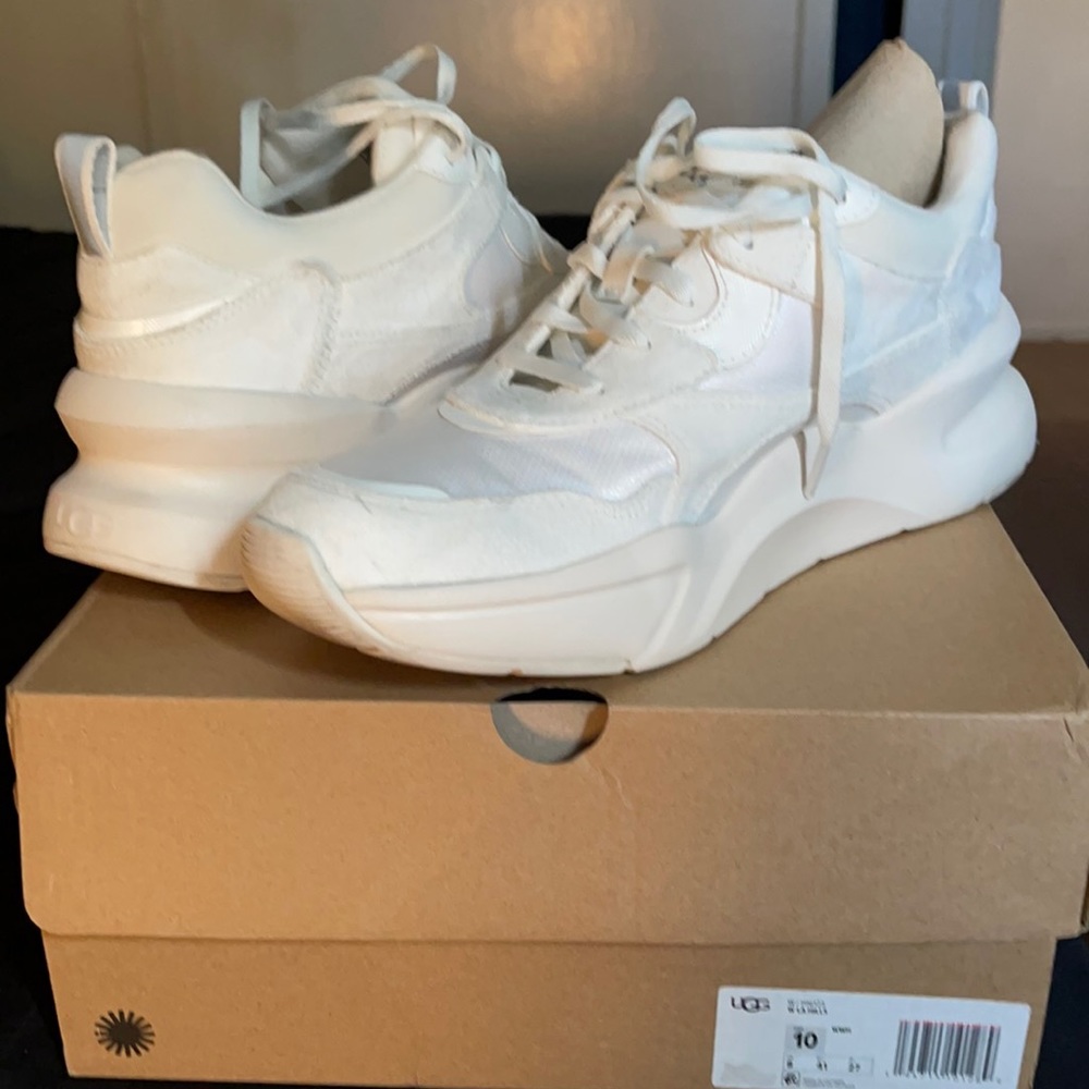 Women’s White UGG LA Hills Sneakers, Size 10